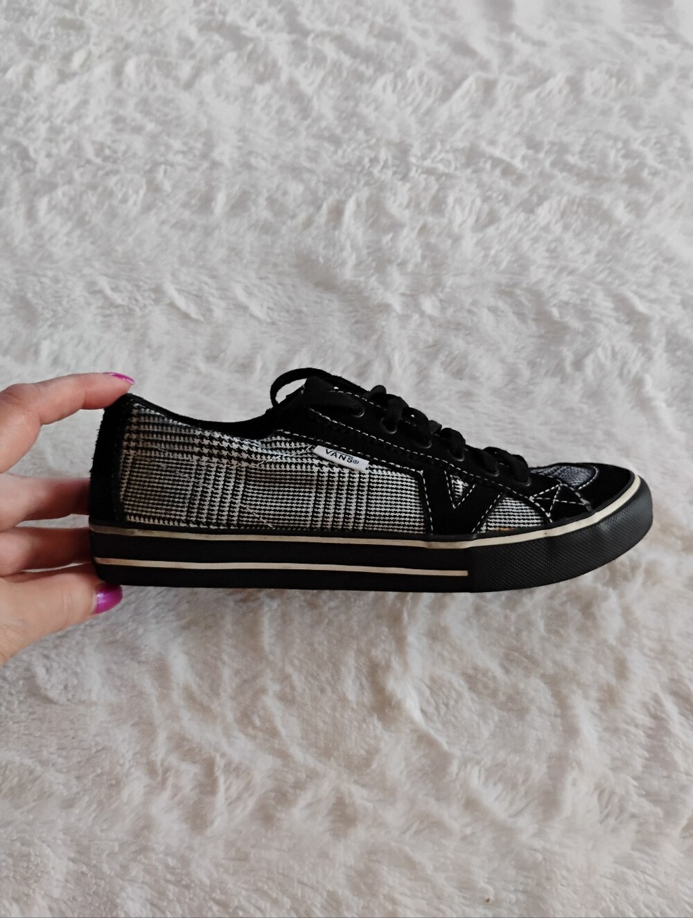Vans Tory Houndstooth Print Sneakers - Picture 4 of 14